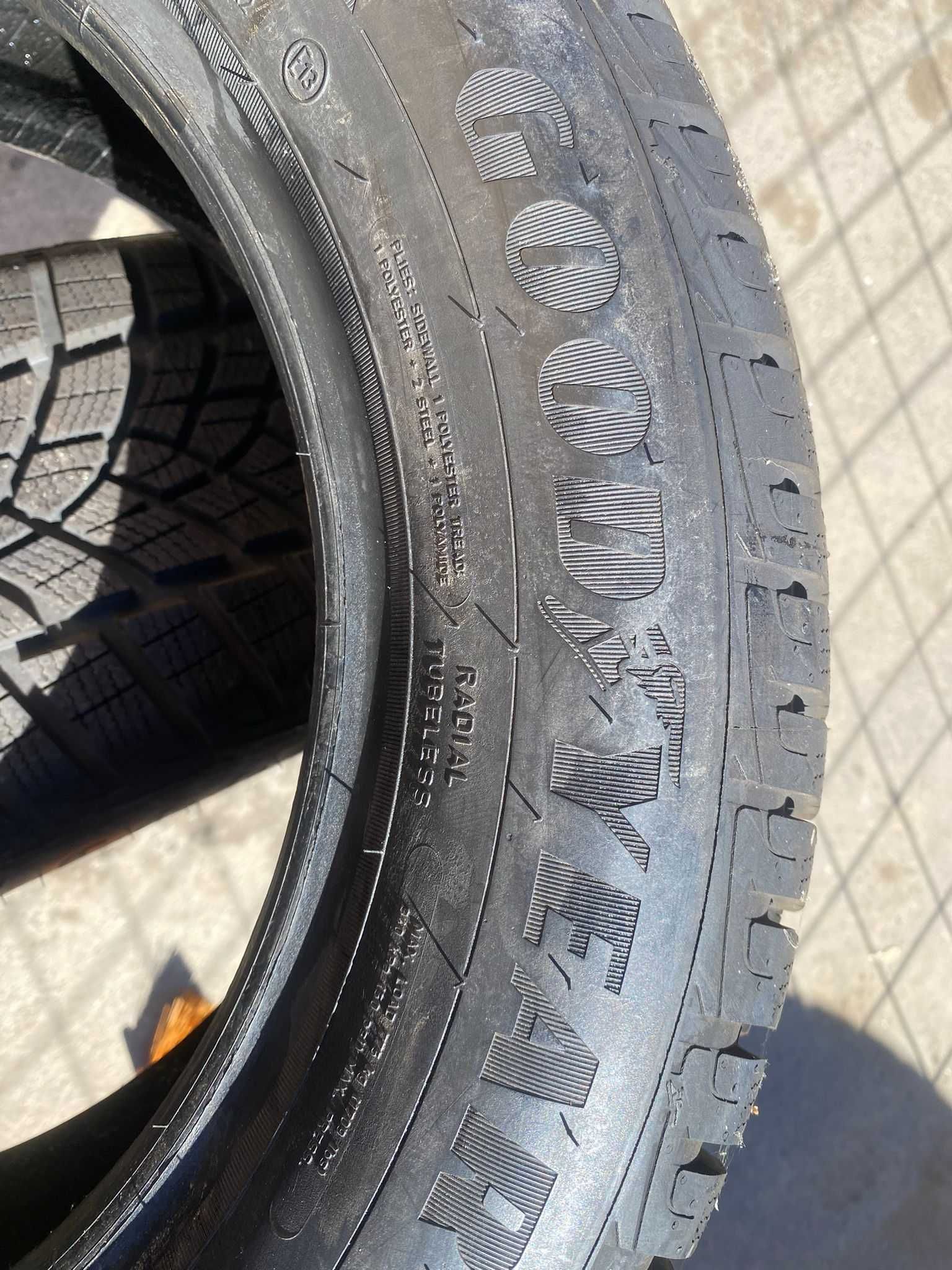 Anvelope noi de iarna 215/60R16 GOODYEAR