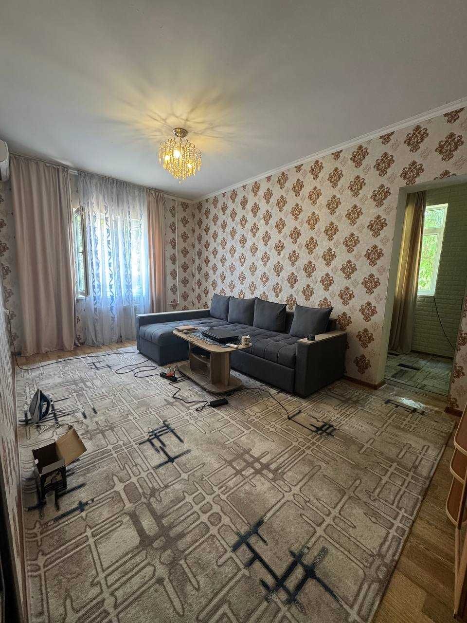 Срочная продажа! 1/2/5 ул. Фитрата. Рисовый базар. 38м2. Балкон 2/3