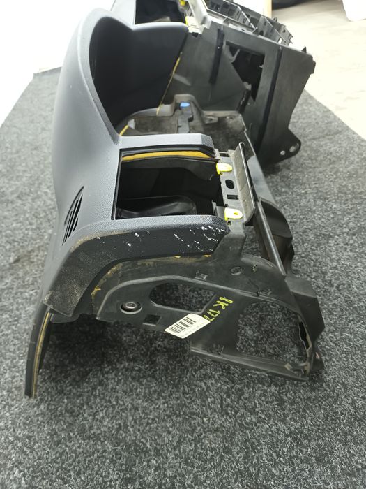 Dezmembrez Plansa bord de pe Opel VECTRA C 2002-2008