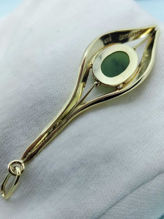 Pandantiv Exclusiv aur 14k cu Jad Jadeit Nephrit Natural