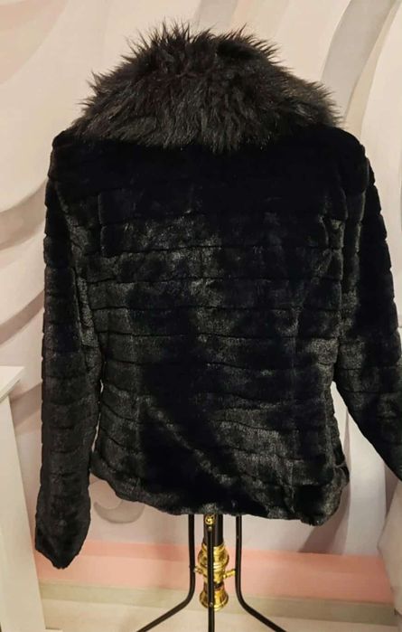 Haină de blană artificială Evidence Aggressive