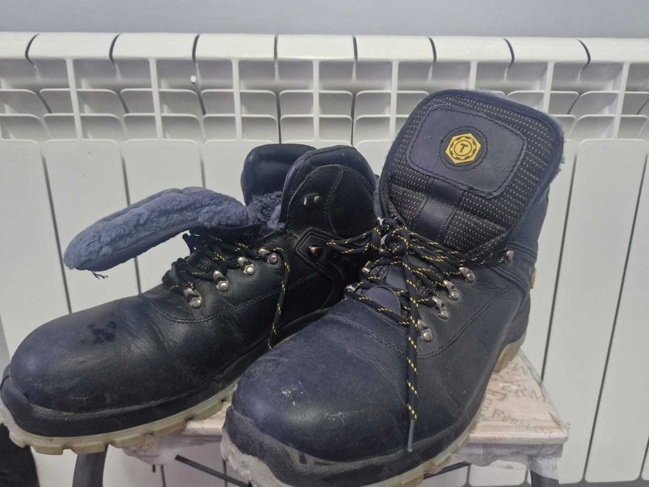 Спецодежда и обувь