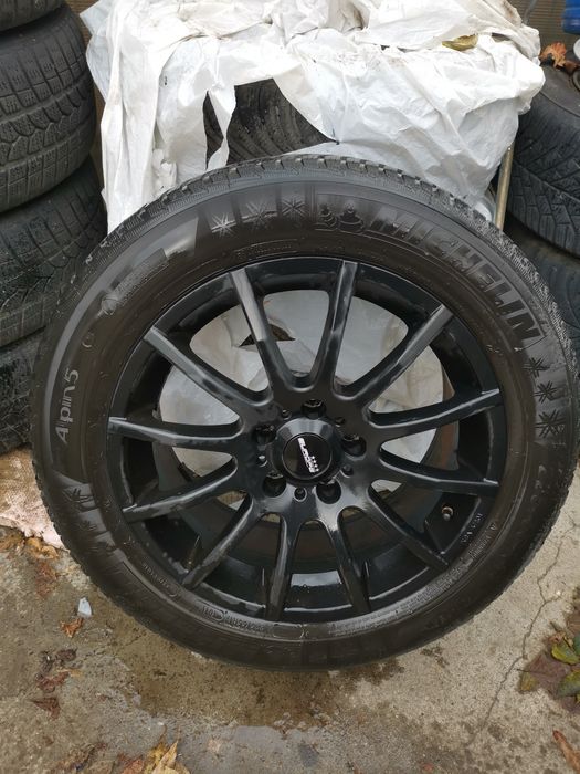 Jante Aliaj R17 cu Anvelope Iarna 5*115