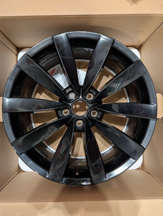 Vând jante Volkswagen Lugano Black 19" 8J ET41 5x112