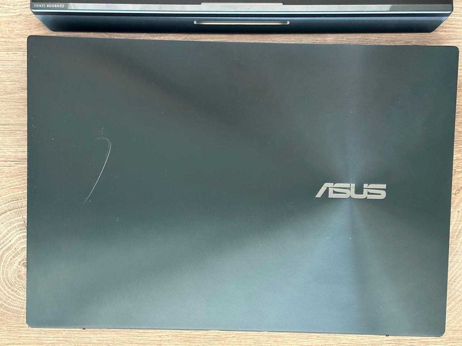 ASUS ZenBook Pro Duo, i9-12900H, 15.6" OLED 4K, 32GB, 1TB SSD, RTX3060