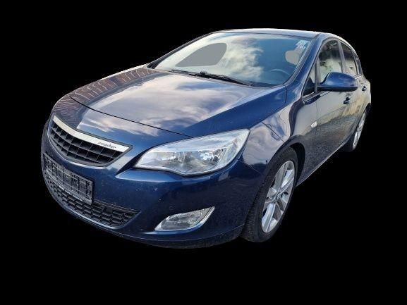 Contra aripa fata Opel Astra J