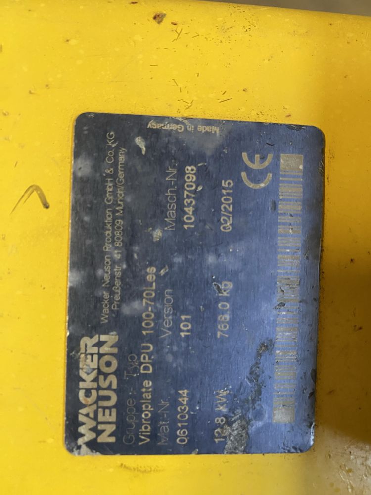 De vanzare sau da inchiriat placi compactoare profesionala