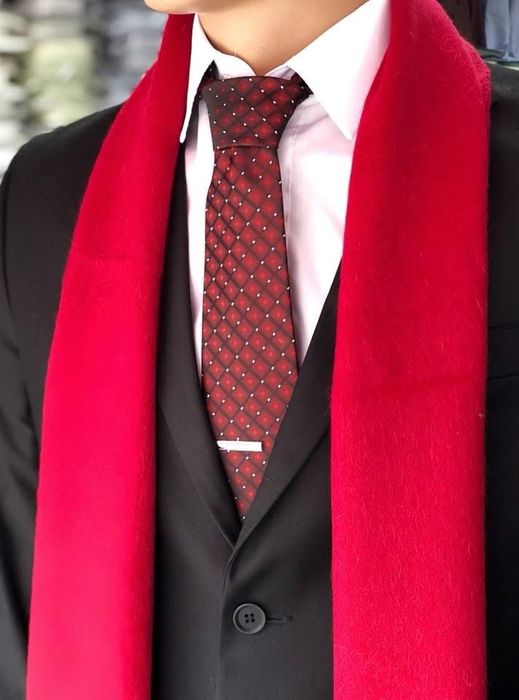 НОВИ Вратовръзки и всички мъжки аксесоари