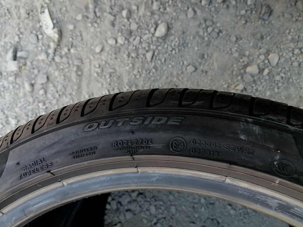 235 40 R 19 PIRELLI ДОТ 4320