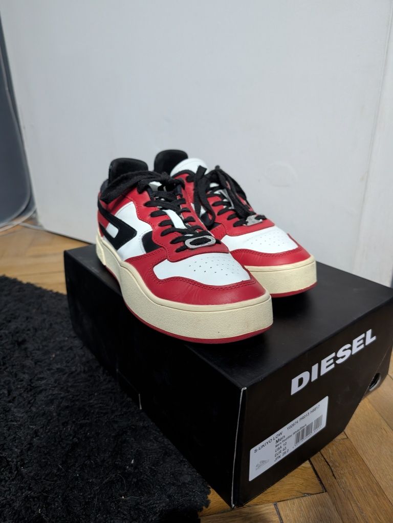 Маратонки Diesel , Nike x Off white , Nike Huarache, Puma x Karl Lag.