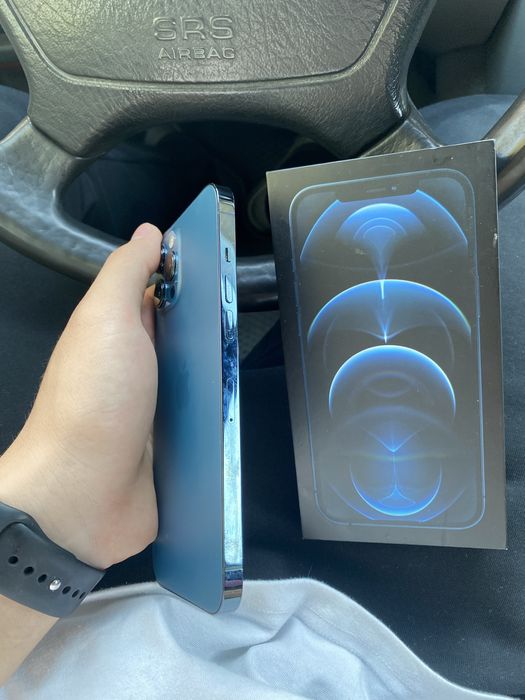 iPhone 12 Pro Max в идеальном состоянии