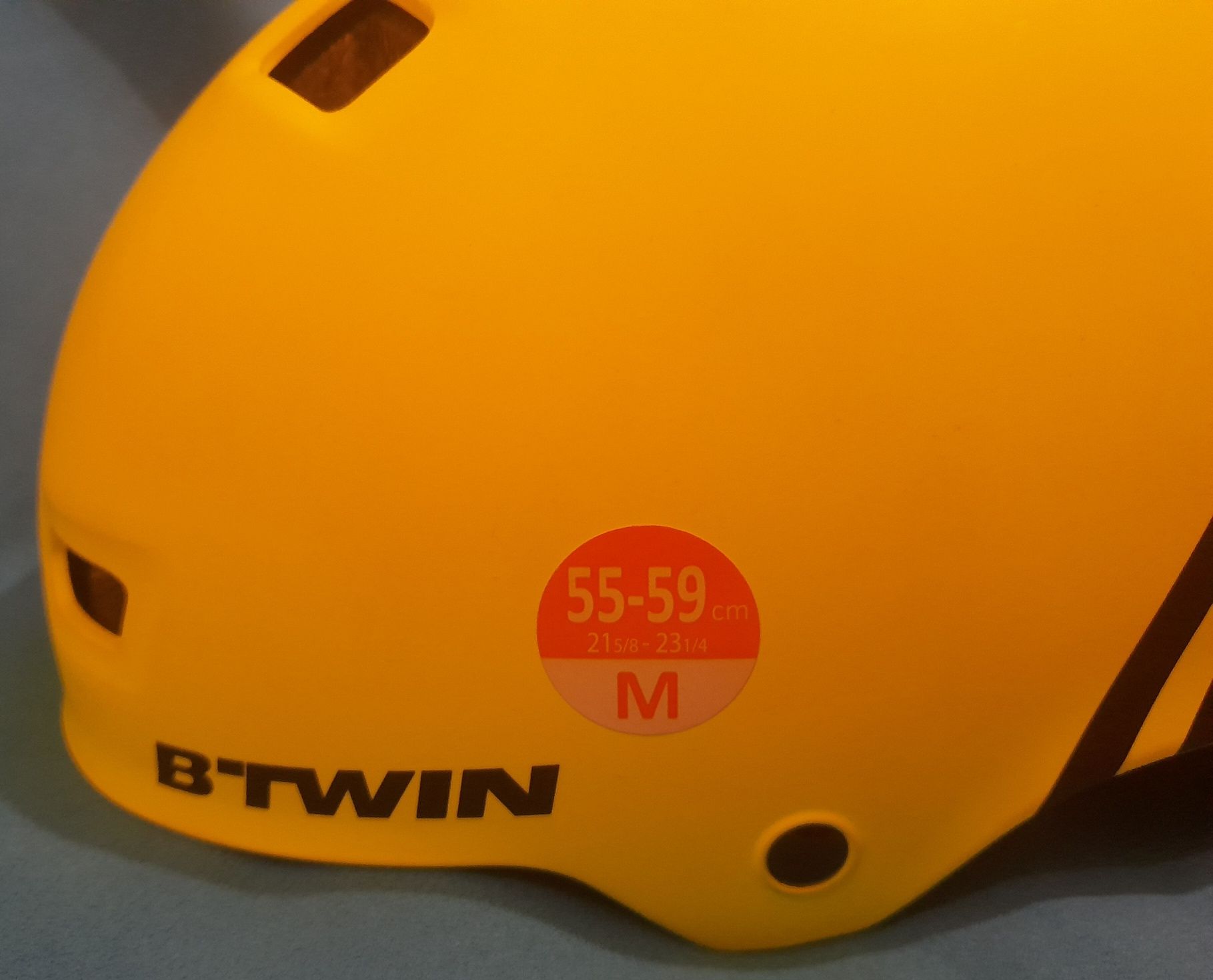 Каска за колоездене teen 520 BTWIN Decathlon размер М/55-59 см.