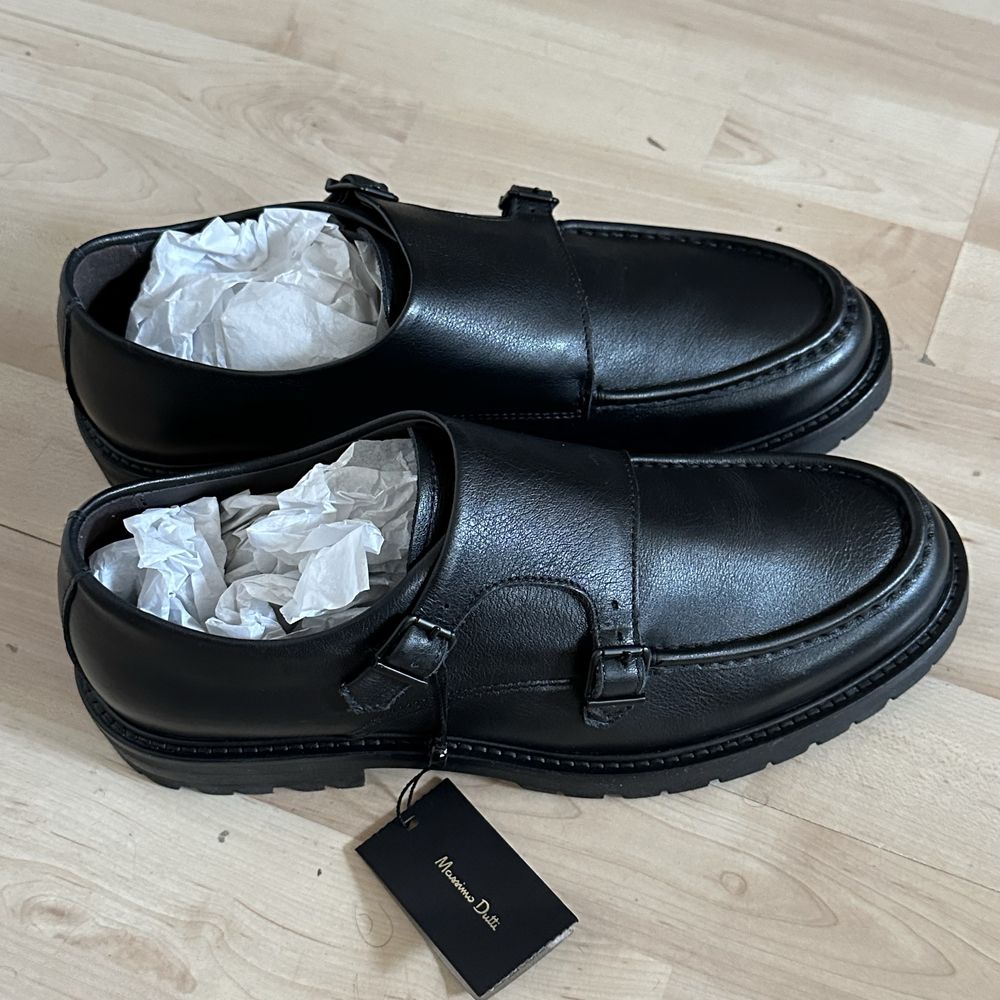 Нови мъжки кожени обувки Massimo Dutti