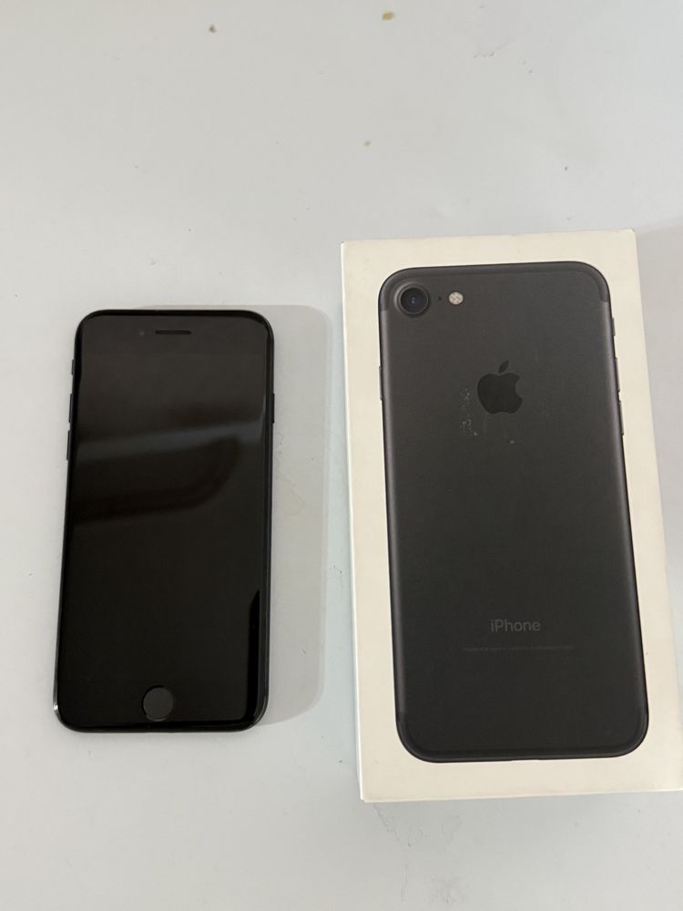 Iphone 7  32 GB