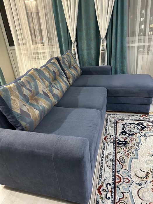 Продам диван с атаманкой