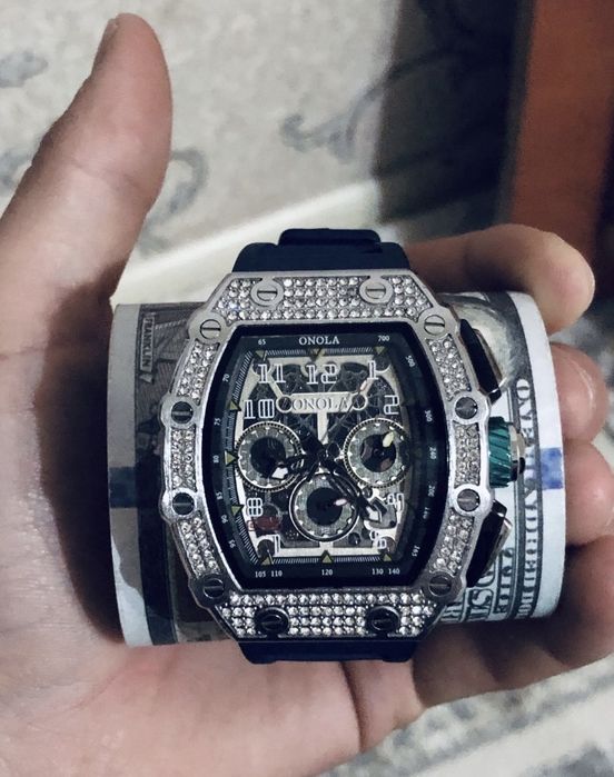 Часы мужские Обмен(AppleWatch, Pourbank,Наушник)