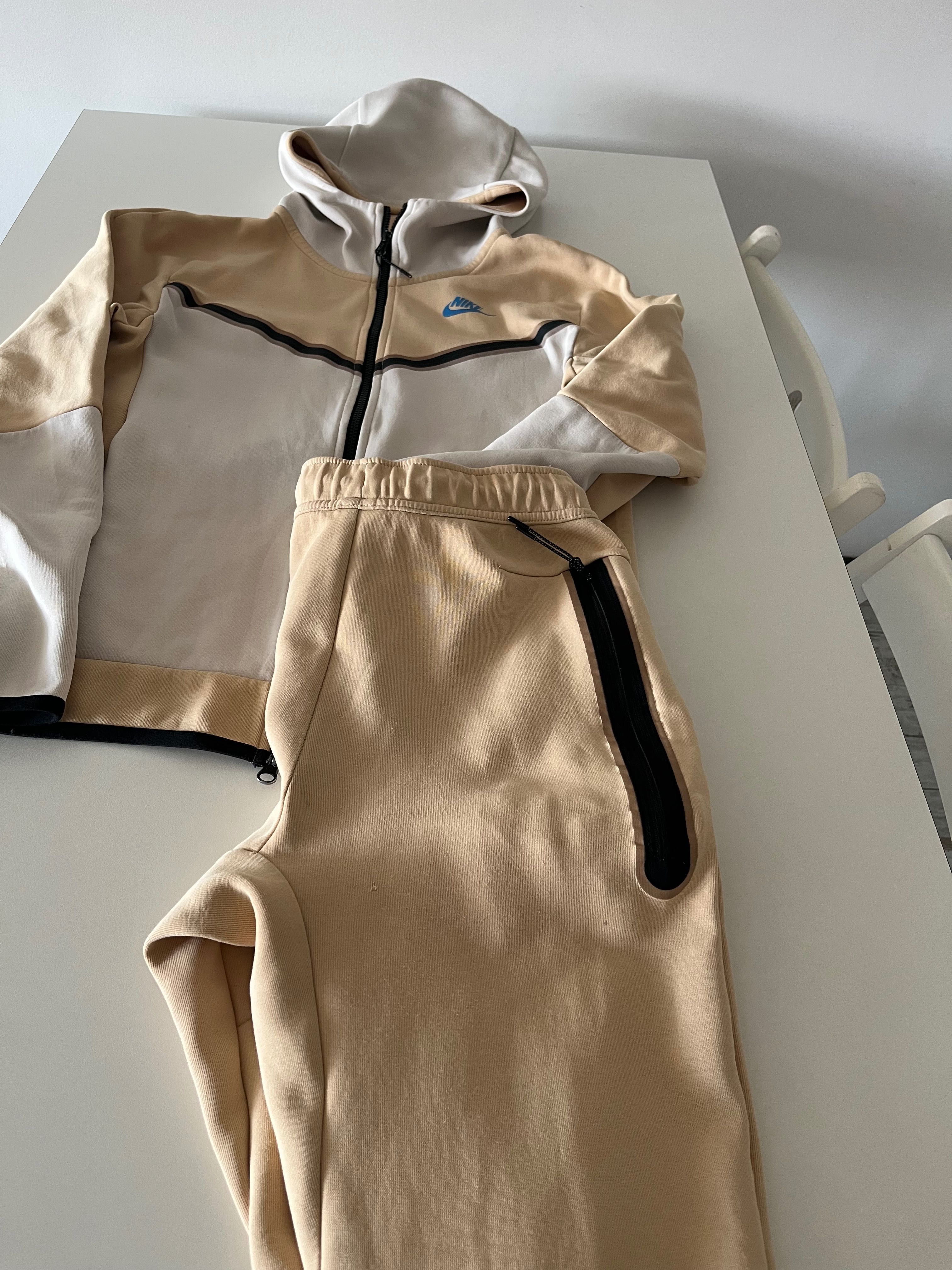 Комплект  Nike tech