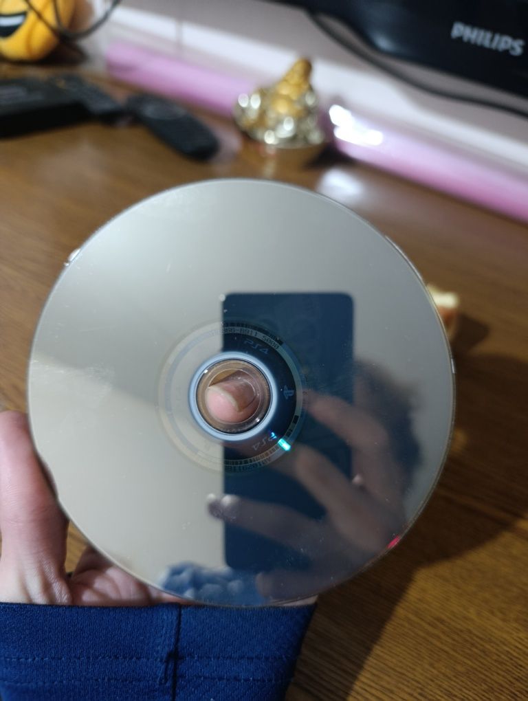продам игру fifa 18