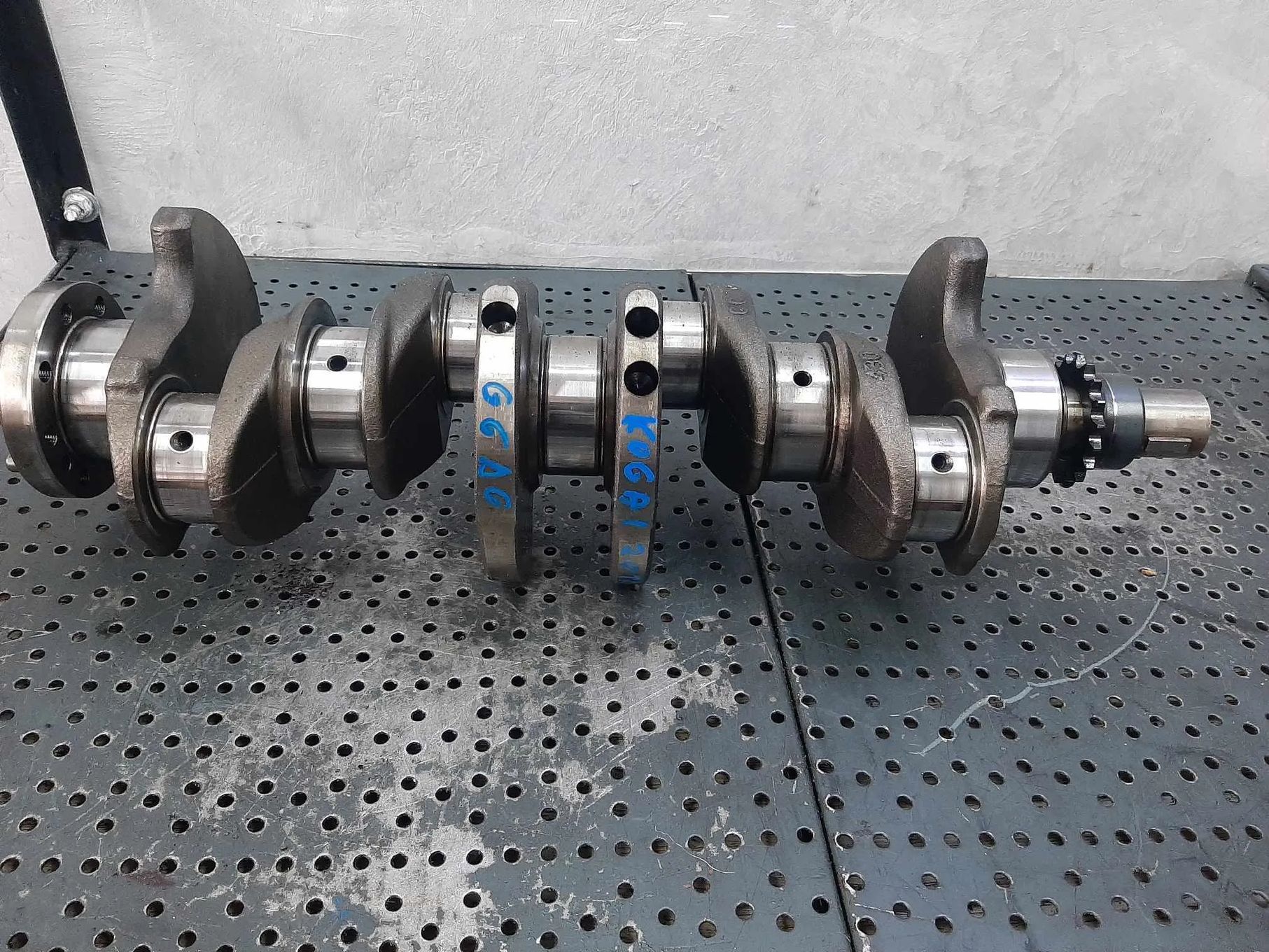 vibrochen  2.0 tdci g6dg  ford kuga 1