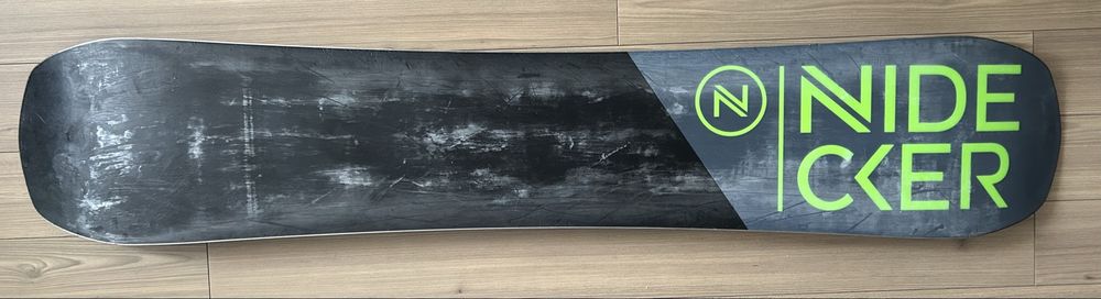 Snowboard Nidecker Play 2018/2019