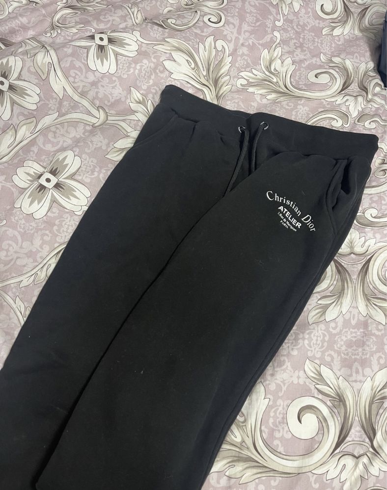 Pantaloni DIOR! Noi cu eticheta!! Urgent!