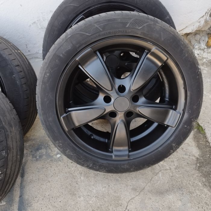 Vand  jante R17 cu cauciucuri 215 50 R17