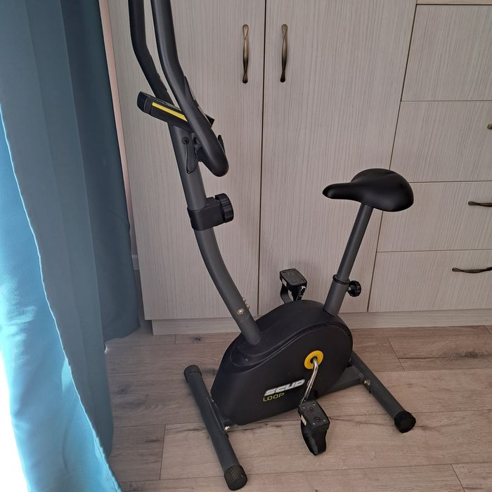 Vând bicicleta de camera