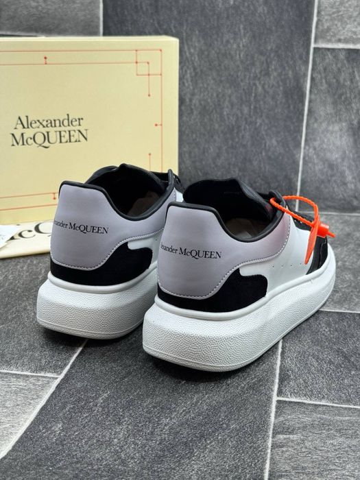Adidasi Alexander Mcqueen noi !!! Marimi 40/44 !!!