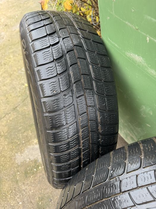 Vand 2 anvelope iarna Michelin alpin 215/65 r16