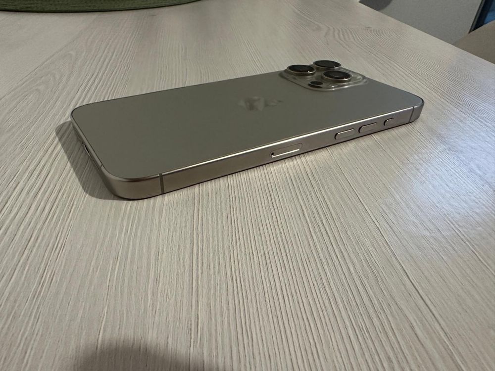 iPhone 15 Pro Max 512GB Natural Titanium