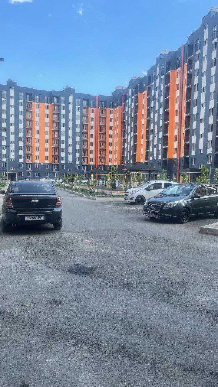 Продается квартира в новостройке , в отличной локации. (БХ)