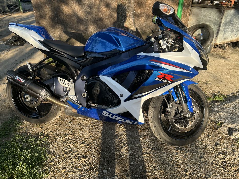 Vand suzuki gsxr 750 din anul2011