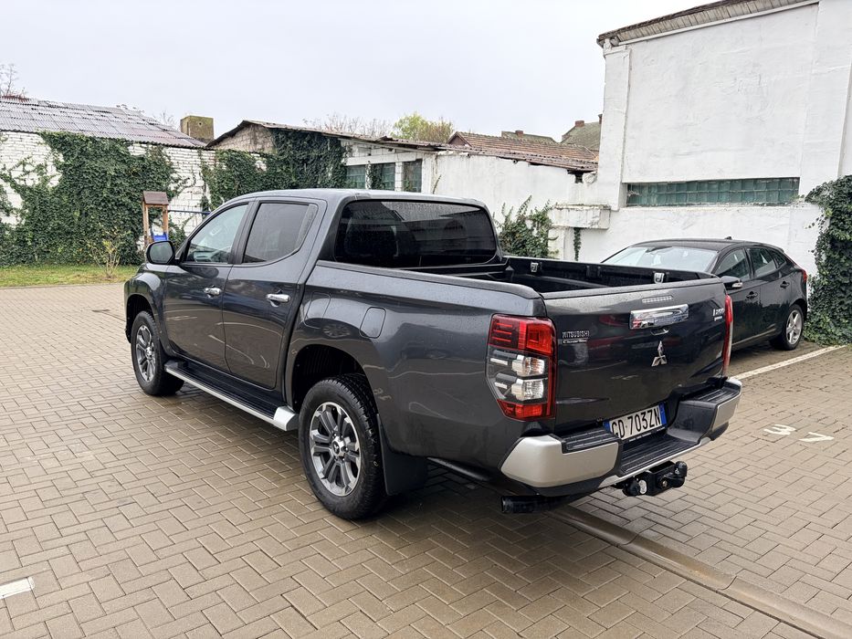 Mitsubishi L200 2021    ,112 mii km