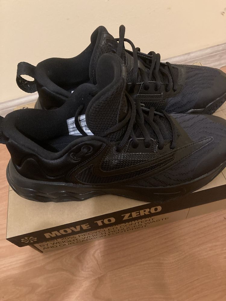 Nike номер 41/26см чисто нови