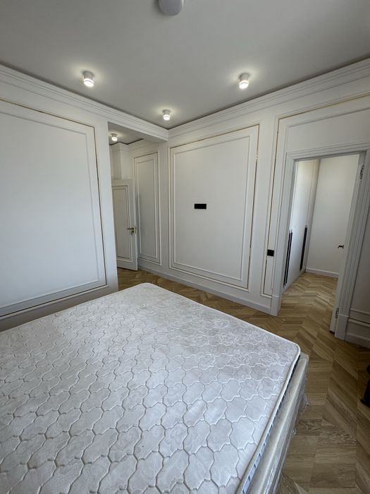 High town city, 4 xona, 8 etaj, evro remont hamma narsalari bilan