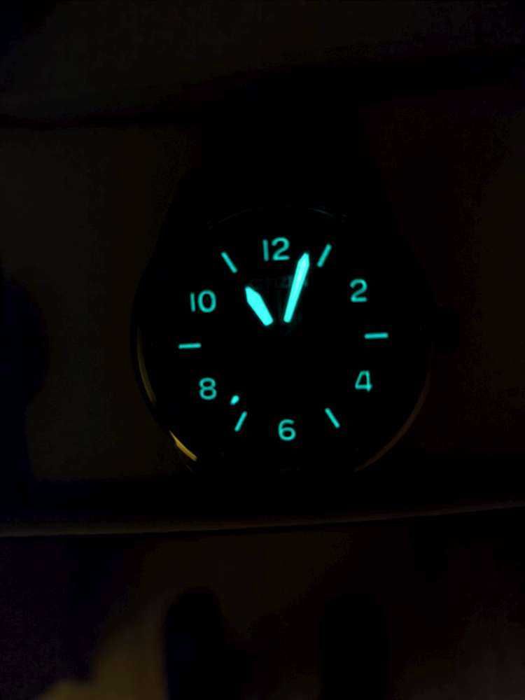 Часовник CITIZEN Eco Drive Titanium Чисто нов