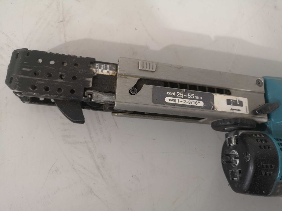 Винтоверт за гипскартон -  Makita DFR 550 / 18V