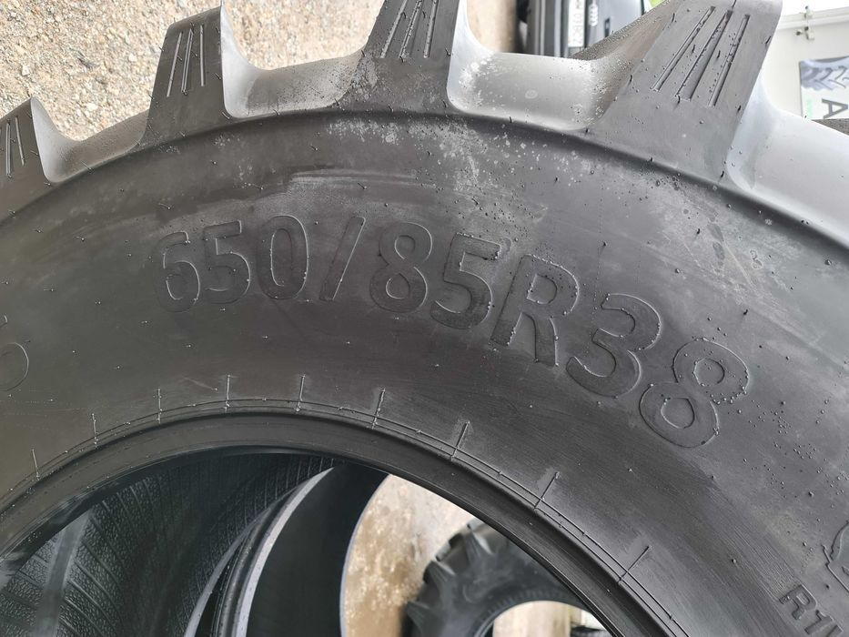 Cauciucuri noi 650/85R38 marca GRI anvelope tractor JOHN DEERE, FENDT