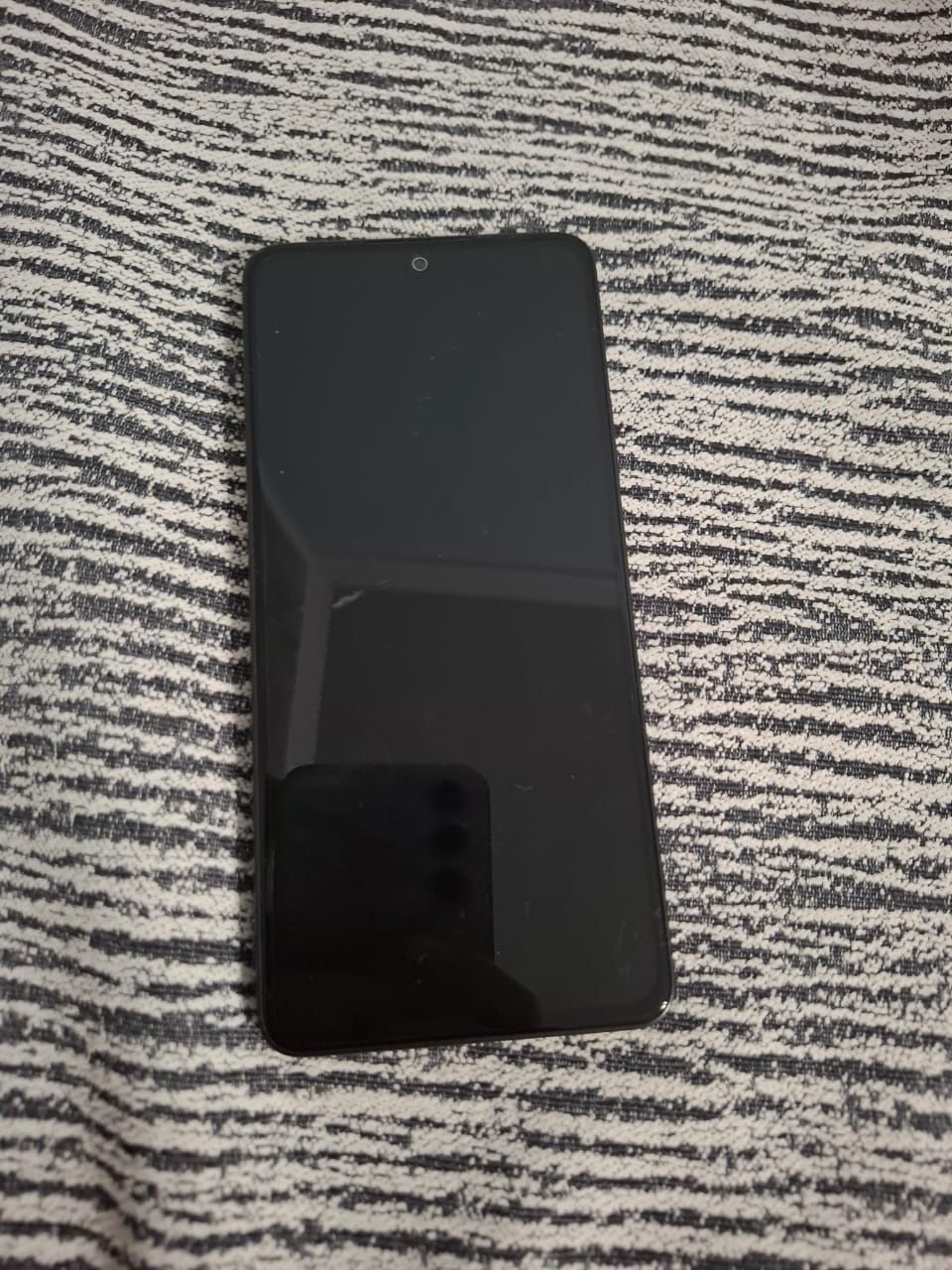 Продам Redmi note 13 4g 128/8