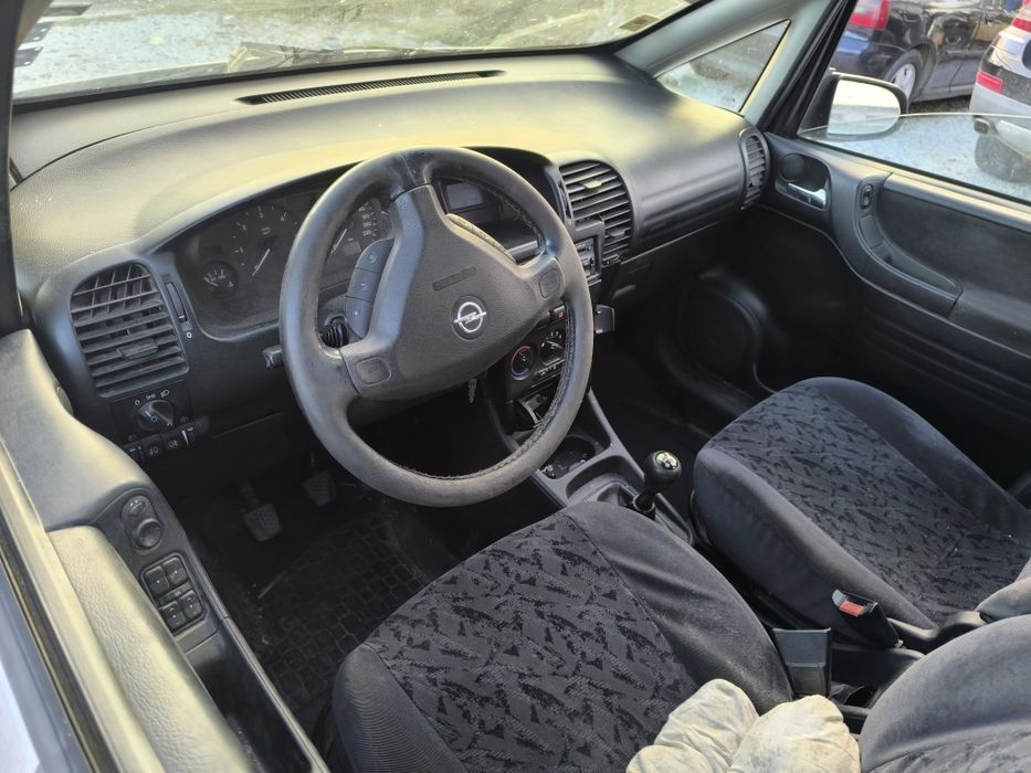 Opel Zafira A 2.0 101к.с. НА ЧАСТИ