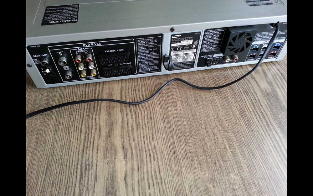 Комбинирано DVD/VHS Samsung