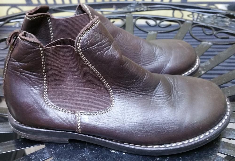 Ghete piele naturala marca Zara 30