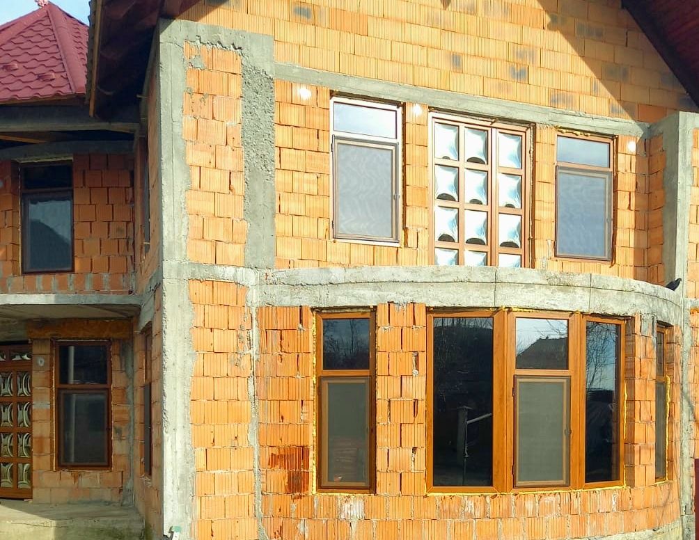 Geamuri si usi termopan la comanda, plase pentru insecte, usi de garaj