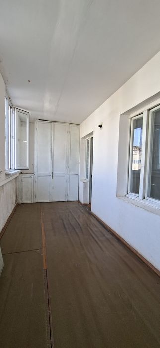 Срочно продаётся 2х комнатная квартира