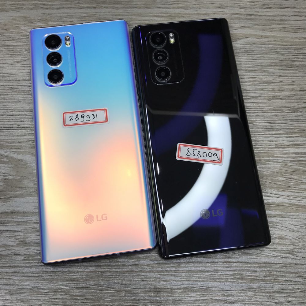LG Wing 8/128GB vertalyot