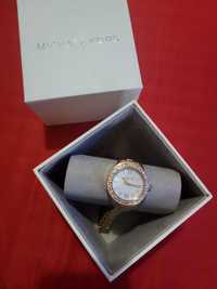 Ceas Michael Kors Golden