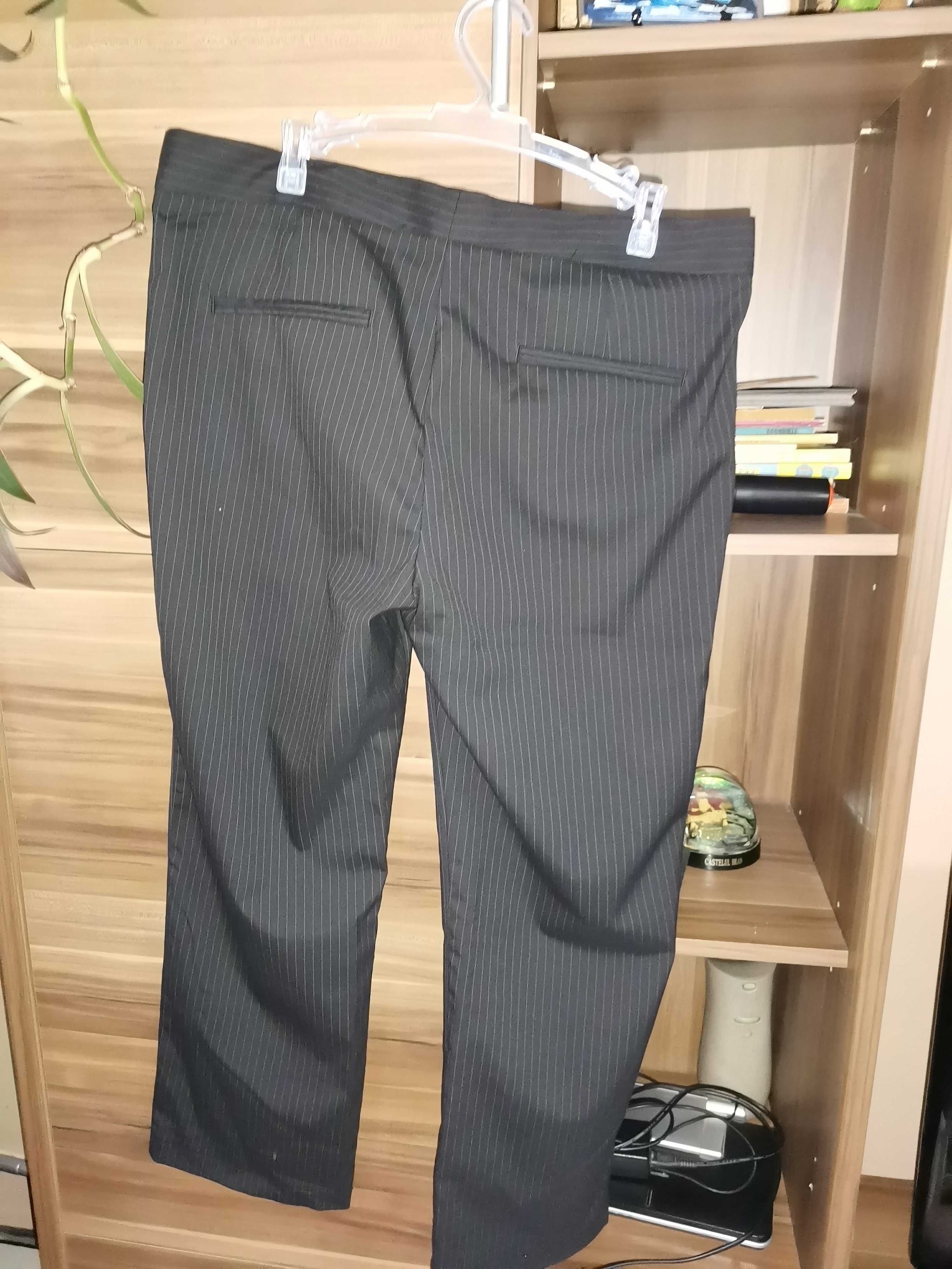 Pantaloni office Zara, cu dungi verticale