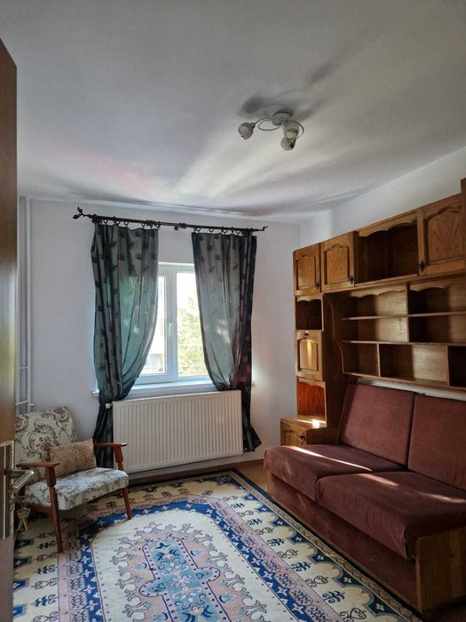 De închiriat apartament 3 camere, decomandat, 75 mp – Mănăștur
