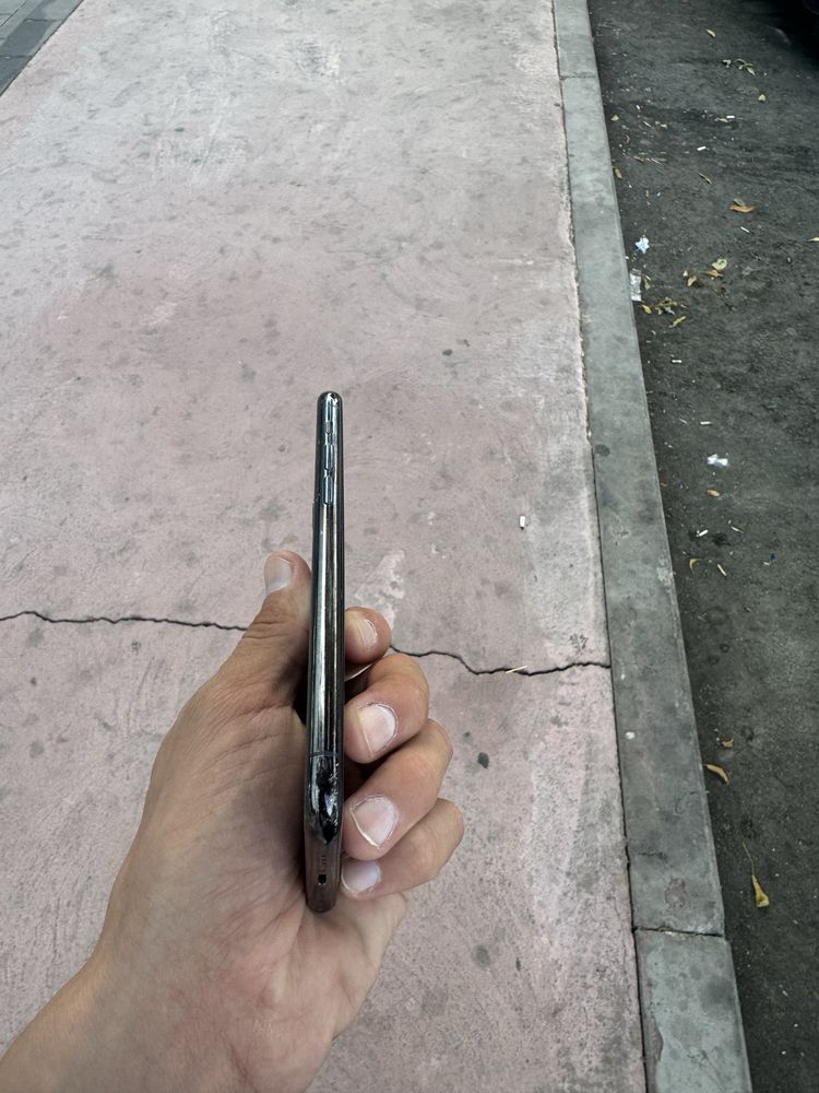 Iphone 11 pro Сотилади