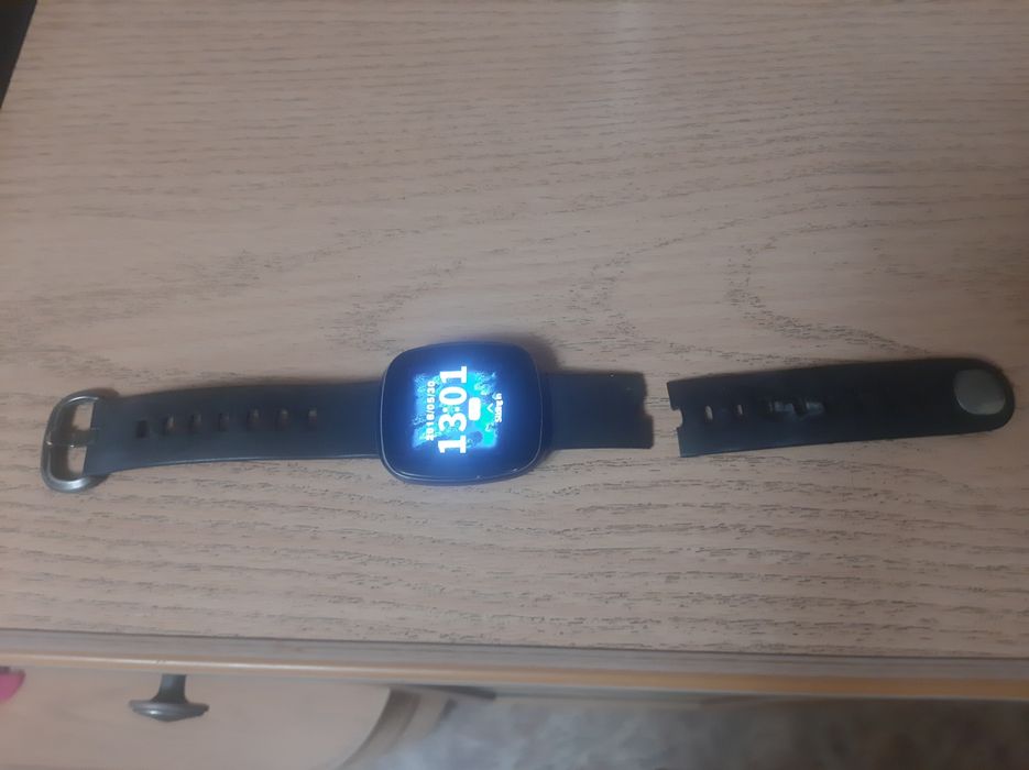 Продам часы, б/у в рабочем состоянии.